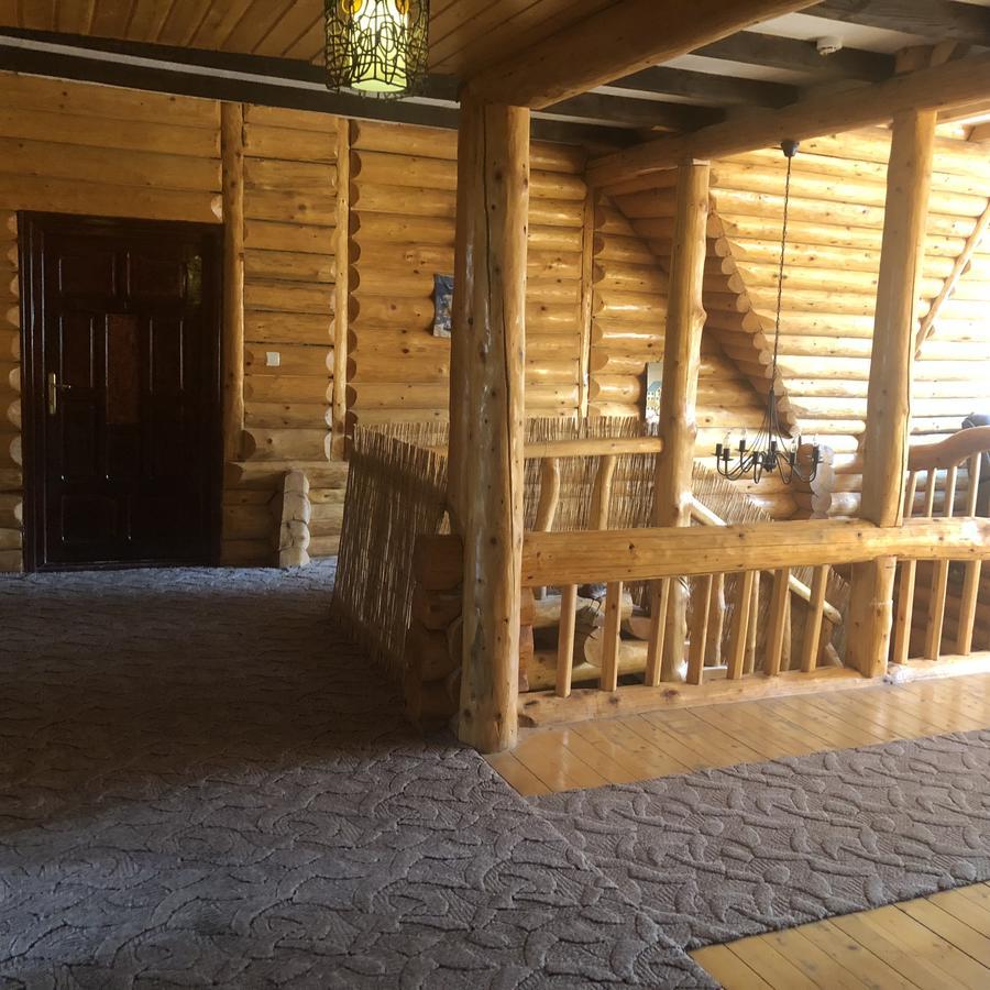 Hot Tub Chalet Retreat Villa Brasov Exterior photo